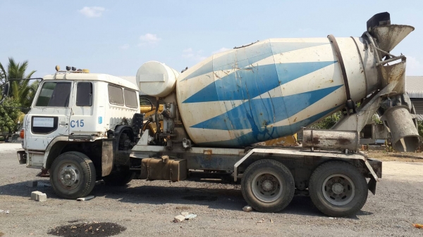 ขายคับสิบล้อโม่ปูนฮีโน่FN278 B260แรงโม่7คิวปี47