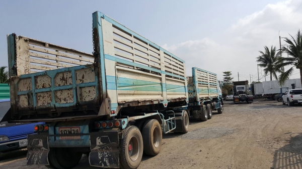 รถบรรทุกสิบล้อ Isuzu 360 แรงม้า ปี 56 กระบะดั้มท์ สหมิตรสวนแตง วิ่ง 182,+++ กม. รถสด สวย สภาพเดิม พร รถบรรทุกสิบล้อ Isuzu 360 แรงม้า ปี 56 กระบะดั้มท์ สหมิตรสวนแตง วิ่ง 182,+++ กม. รถสด สวย สภาพเดิม พร