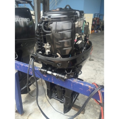 ขายเครื่องยนต์เรือ Suzuki 70แรงม้า 4จังหวะ เครื่องปี 2008 มือสองจากญี่ปุ่น