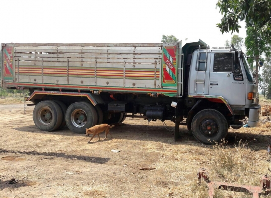 สิบล้อ อีซูชู ร็อค FXZ13NFY-230โบว์อินเตอร์ เกียร์ฟูลเลอร์ สโลส 2เพาใหญ่ ดั้มกะบะมีเนียม สภาพดีสวยบางเดิมพร้อมใช้งาน ทะเบียนพร้อมโอน