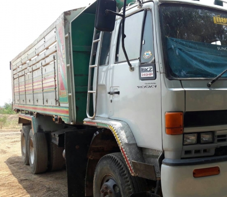 สิบล้อ อีซูชู ร็อค FXZ13NFY-230โบว์อินเตอร์ เกียร์ฟูลเลอร์ สโลส 2เพาใหญ่ ดั้มกะบะมีเนียม สภาพดีสวยบางเดิมพร้อมใช้งาน ทะเบียนพร้อมโอน