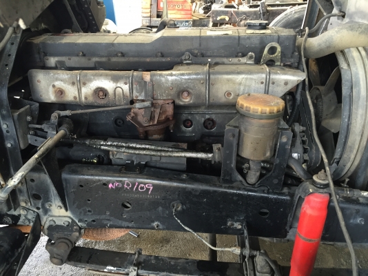 ขายด่วน6ล้อ195 FRR32HB เครื่อง6HE1. 195แรง