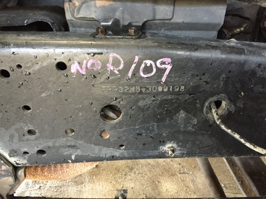 ขายด่วน6ล้อ195 FRR32HB เครื่อง6HE1. 195แรง