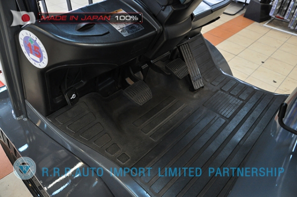 ขายรถโฟล์คลิฟท์มือสอง TOYOTA รุ่น 8FD25-18928 ราคา 475,000 บาท นำเข้าจากประเทศญี่ปุ่น 100\% ไม่เคยใช้งานในไทย