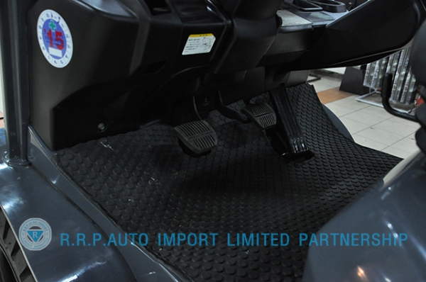 ขายรถโฟล์คลิฟท์มือสอง TOYOTA รุ่น 8FD25-18928 ราคา 475,000 บาท นำเข้าจากประเทศญี่ปุ่น 100\% ไม่เคยใช้งานในไทย