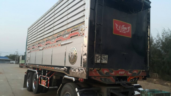 ขายด่วนรถพ่วง344 ปี56ดั้มพืชไร่มี3พ่วงรถสวยพร้อมใช้ ไมล์น้อย ขายด่วนรถพ่วง344 ปี56ดั้มพืชไร่มี3พ่วงรถสวยพร้อมใช้ ไมล์น้อย