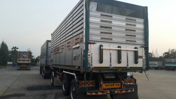 ขายด่วนรถพ่วง344 ปี56ดั้มพืชไร่มี3พ่วงรถสวยพร้อมใช้ ไมล์น้อย ขายด่วนรถพ่วง344 ปี56ดั้มพืชไร่มี3พ่วงรถสวยพร้อมใช้ ไมล์น้อย