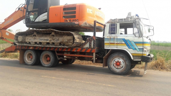 ขาย 520000 บาท  ฮีโน จ้าวอินทรีย์ 2เพลา เอกสารพร้อมโอน