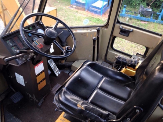 ขายรถตัก Komatsu WA 150-1 รถนอกนำเข้าจากญี่ปุ่น ยังไม่เคยใช้งานในเมืองไทย สภาพสวย พร้อมใช้งาน ราคาถูกมากๆ  081-9485494