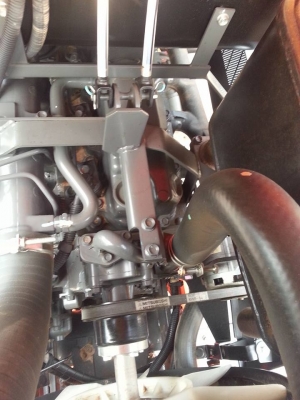 คูโบต้า L4708 4 WD ใบมีดดันหน้าตราช้างทำงาน 563 ชั่วโมง