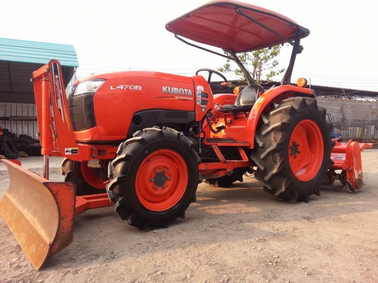 คูโบต้า L4708 4 WD ใบมีดดันหน้าตราช้างทำงาน 563 ชั่วโมง