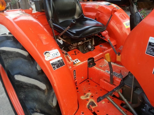 คูโบต้า L3608 4 WD ใบมีดตราช้าง