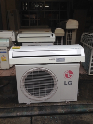 **** ขายแอร์ LG 12500 BTU สภาพสวย ****