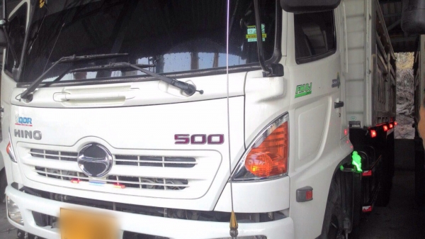 ขายรถ10ล้อดั้มพ์ HINO FM8JNLD เครื่อง 251แรงม้า ปี56 วิ่ง 42159กิโล สนใจโทร 081-970-1072