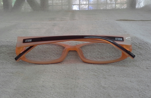 แว่นสายตายาวแดนผู้ดี  STORM London made in England