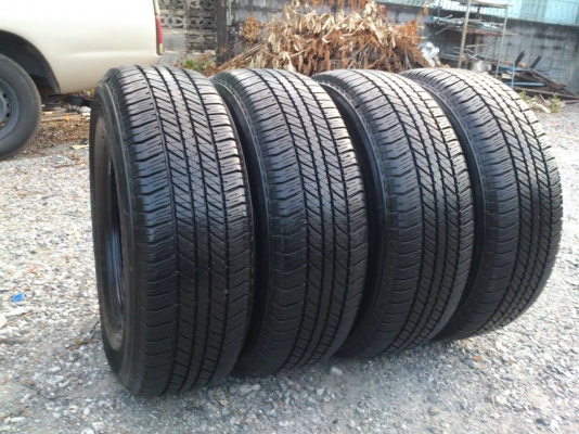 ขายยาง บริดสโตน 265/65R17 ยางสัปดาห์ที่45 ปี13  ดอกยางเต็มนิ่มหนาสดเท่ากันไม่แตกลายไม่ร้าวไม่กินข้างไม่มีปะสวยมาก จำนวน 1 ชุด