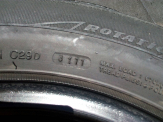 205/65R15 ( ขอบ 15 ) DEESTONE VINCENTE ชุด 4 เส้น tel.081-427-3941 ไอดีไลน์ 0814273941 205/65R15 ( ขอบ 15 ) DEESTONE VINCENTE ชุด 4 เส้น tel.081-427-3941 ไอดีไลน์ 0814273941