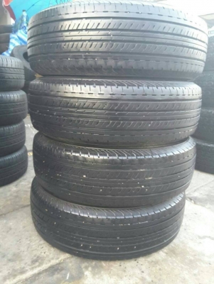 ยาง bridgestone 215 70 15 ปี 13 ชุดล่ะ 4500