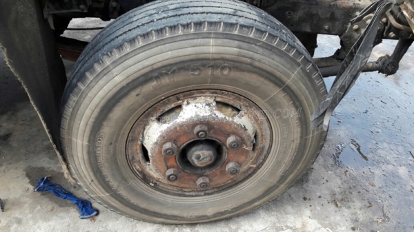 6 ล้อ HINO พื้นเรียบ FC174A   117 แรงม้า