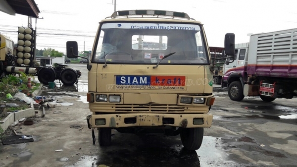 6 ล้อ HINO พื้นเรียบ FC174A   117 แรงม้า