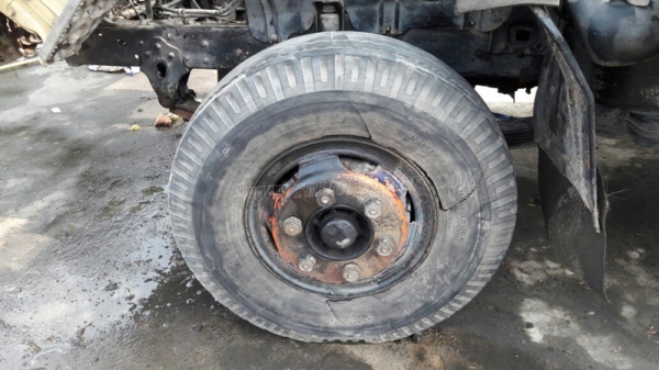 6 ล้อ HINO พื้นเรียบ FC174A   117 แรงม้า