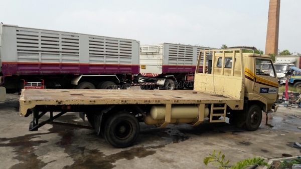 6 ล้อ HINO พื้นเรียบ FC174A   117 แรงม้า