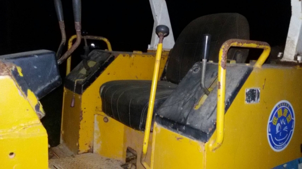 ขายรถแทรคเตอร์ KOMATSU D20PL-6 ตีนเป็ดกว้าง 90 ซม.ราคา 160000