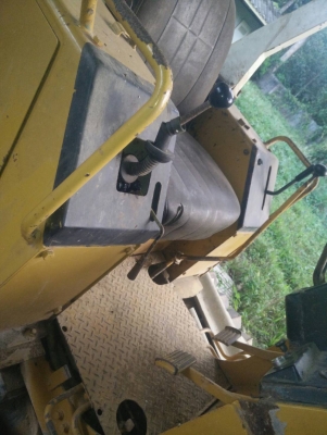 ขายรถแทรคเตอร์ KOMATSU D20PL-6 ตีนเป็ดกว้าง 90 ซม.ราคา 160000