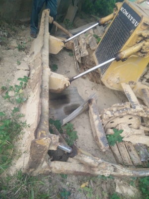 ขายรถแทรคเตอร์ KOMATSU D20PL-6 ตีนเป็ดกว้าง 90 ซม.ราคา 160000