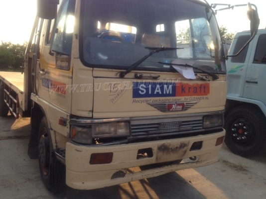 6 ล้อ HINO พื้นเรียบ