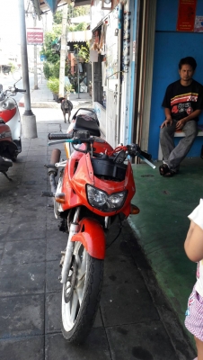 ขาย HONDA LS ปี 43 เครื่องดี เดิมๆ สภาพภายนอกตามรูป เล่มพร้อมชุดโอน ภาษีขาด 2 ปี กว่า อยู่เขตบางแค (หมู่บ้านเศรษฐกิจ) กรุงเทพฯ