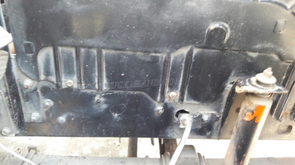 6 ล้อ HINO พื้นเรียบ