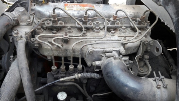 6 ล้อ HINO พื้นเรียบ