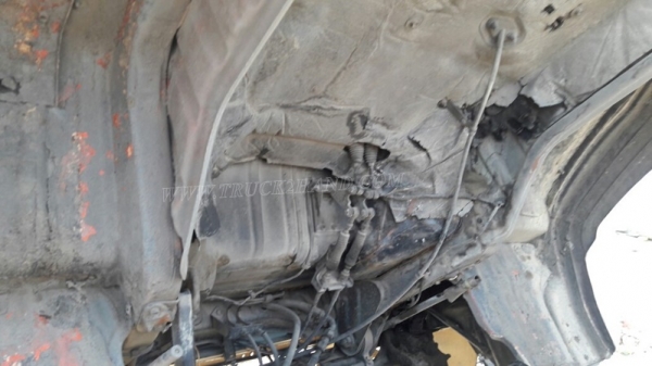 6 ล้อ HINO พื้นเรียบ