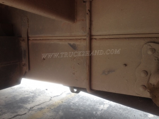 6 ล้อ HINO พื้นเรียบ