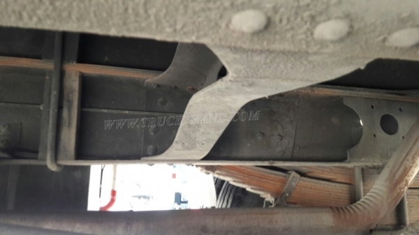 6 ล้อ HINO พื้นเรียบ