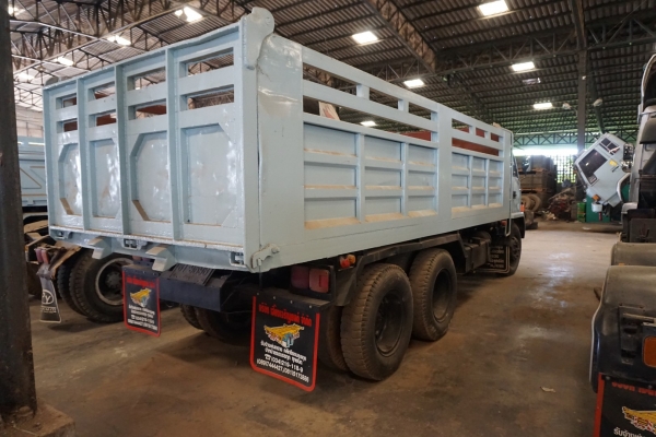 ISUZU 160 แรงม้า ดั้มพ์ ช่วงล่างเล็ก