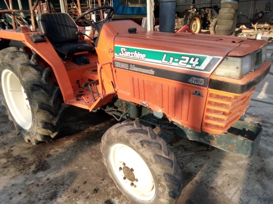 ขายคูโบต้าL1-24. 4WD พร้อม5 รถไร่แท้