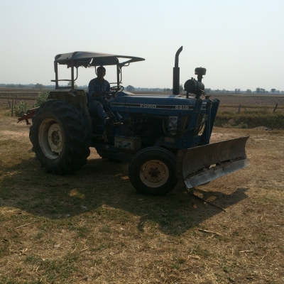 ขายรถไถ FORD รุ่น5500ราคา255000บาทโทร0862465934 ขายรถไถ FORD รุ่น5500ราคา255000บาทโทร0862465934