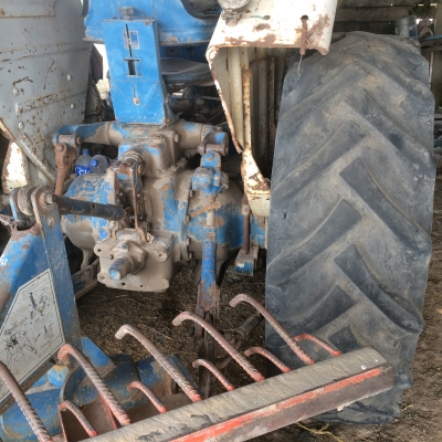 ขายรถไถ FORD รุ่น5500ราคา255000บาทโทร0862465934 ขายรถไถ FORD รุ่น5500ราคา255000บาทโทร0862465934