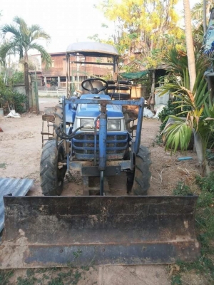 ขายรถไถอิเชกิ32แรง  รถสวยเดิมออกห้างพร้อมใช้ถูกๆ