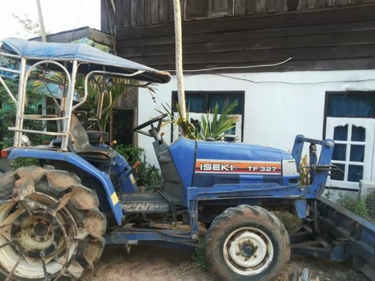 ขายรถไถอิเชกิ32แรง  รถสวยเดิมออกห้างพร้อมใช้ถูกๆ