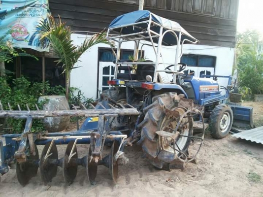 ขายรถไถอิเชกิ32แรง  รถสวยเดิมออกห้างพร้อมใช้ถูกๆ