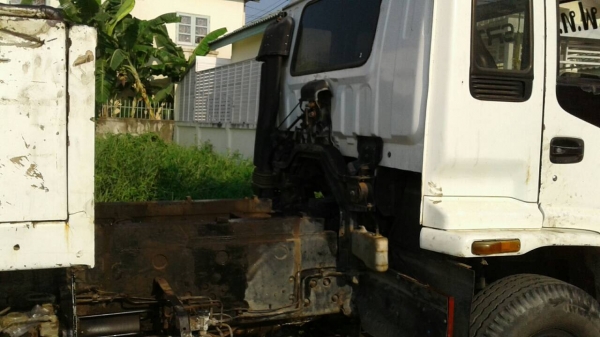 ขายคับสิบล้ออีสุ195เเรงปี39คัดซีเพลาเดียวทำ2เพลา