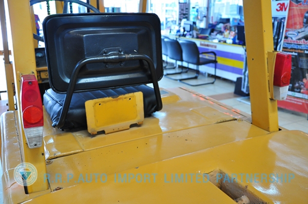 ขายรถโฟล์คลิฟท์มือสอง KOMATSU รุ่น FG20-100266 ราคา 155,000 บาท นำเข้าจากประเทศญี่ปุ่น 100\% ไม่เคยใช้งานในประเทศไทย