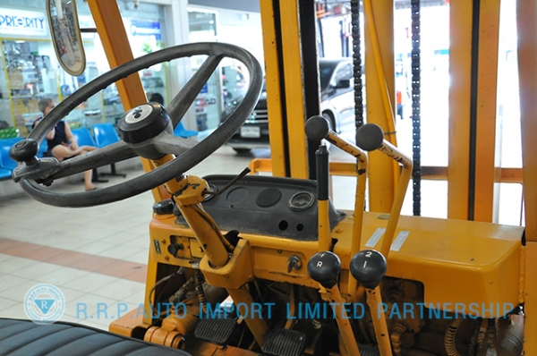ขายรถโฟล์คลิฟท์มือสอง KOMATSU รุ่น FG20-100266 ราคา 155,000 บาท นำเข้าจากประเทศญี่ปุ่น 100\% ไม่เคยใช้งานในประเทศไทย