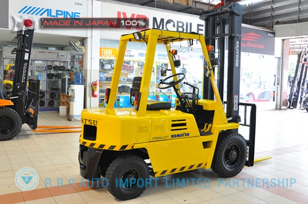 ขายรถโฟล์คลิฟท์มือสอง KOMATSU รุ่น FG20-100266 ราคา 155,000 บาท นำเข้าจากประเทศญี่ปุ่น 100\% ไม่เคยใช้งานในประเทศไทย