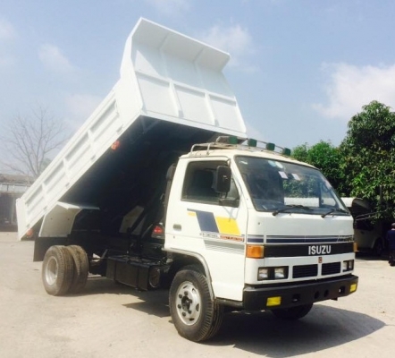 อีซูซุ 6 ล้อ ดั้ม