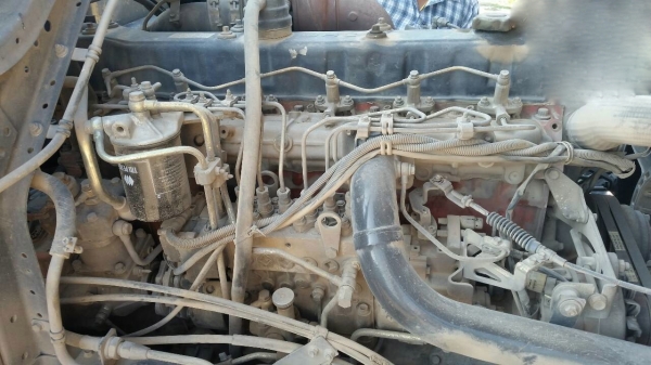 รถอีซูซุ 10 ล้อ หัวลาก GXZ  270 แรงม้า. ปี 47.  ( ขาย เฉพาะหัว. )   สนใจติดต่อ   081 - 6079515