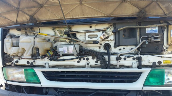 รถอีซูซุ 10 ล้อ หัวลาก GXZ  270 แรงม้า. ปี 47.  ( ขาย เฉพาะหัว. )   สนใจติดต่อ   081 - 6079515